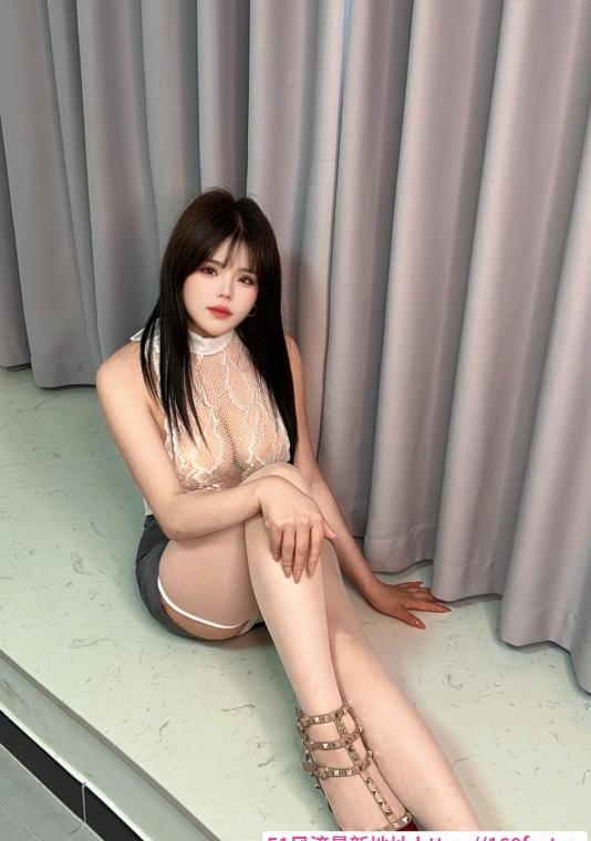 上城风骚巨乳沐瑶 2