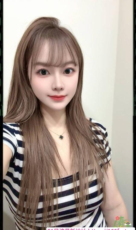 天河大胸翘臀颜值妹子 2