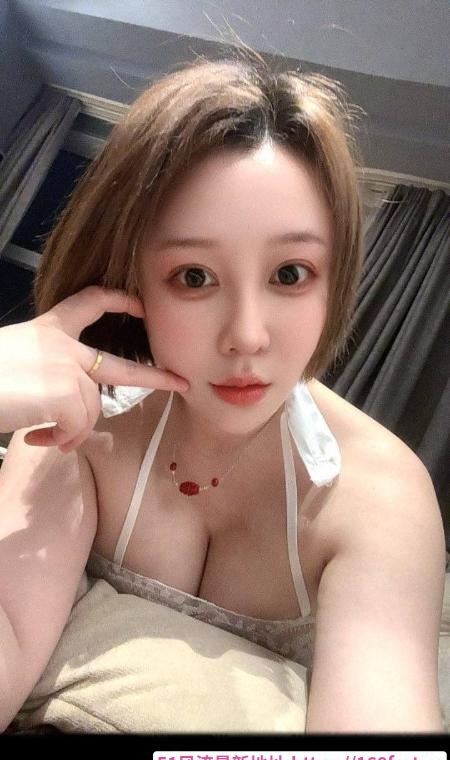 南山大奶御姐少妇蜜桃 2
