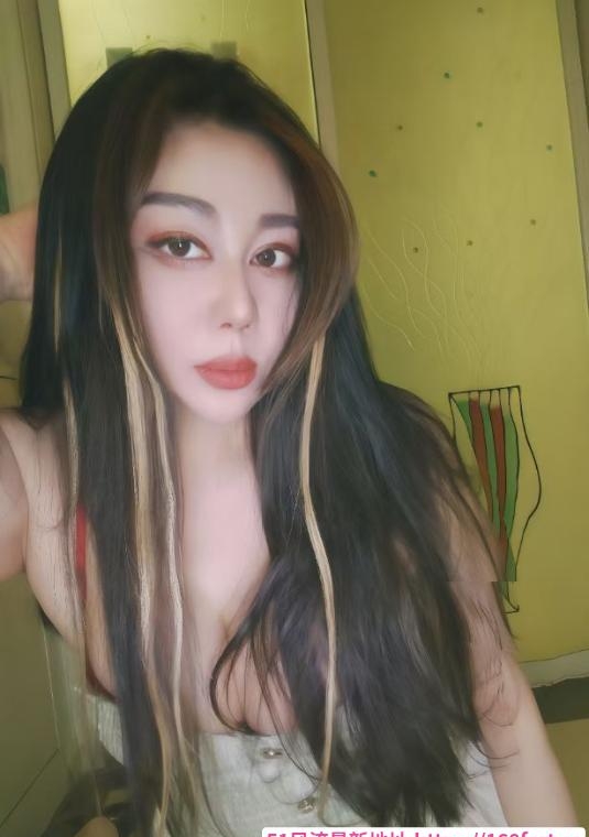 拱墅角色扮演巨乳熟女 2