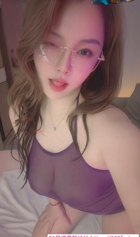 西青巨乳少妇艾艾 2