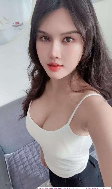 可舌吻美女婉言 2