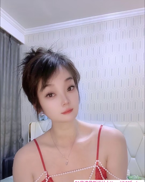 上城性感希希 2