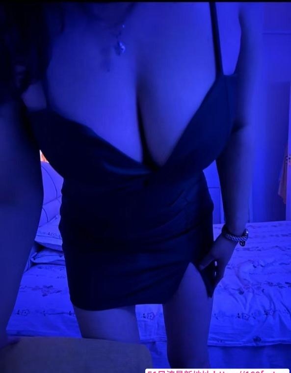 丰满大胸服务少妇 2