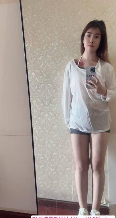 黑丝情趣风骚小妹 2
