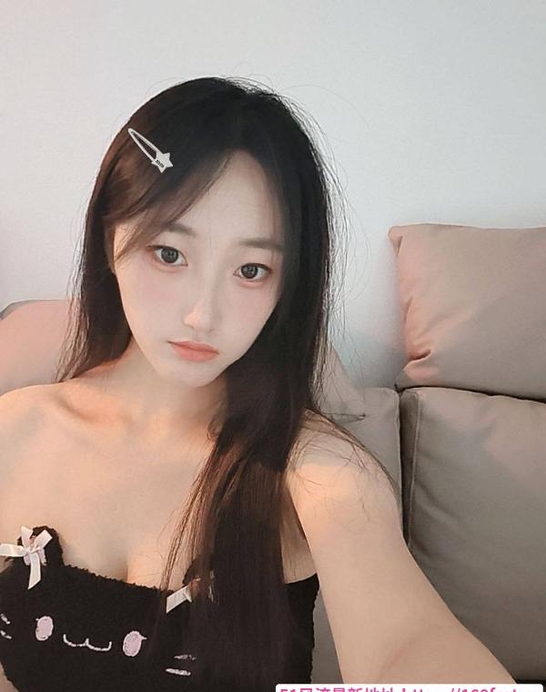 大长腿小芸 2