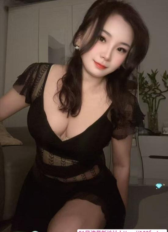 美乳肤白慕容 2