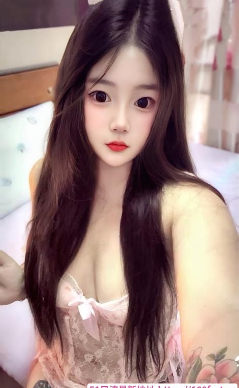 下沙肉感纹身妹露露 2