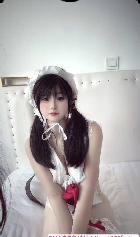小骚妹蜜桃臀 2