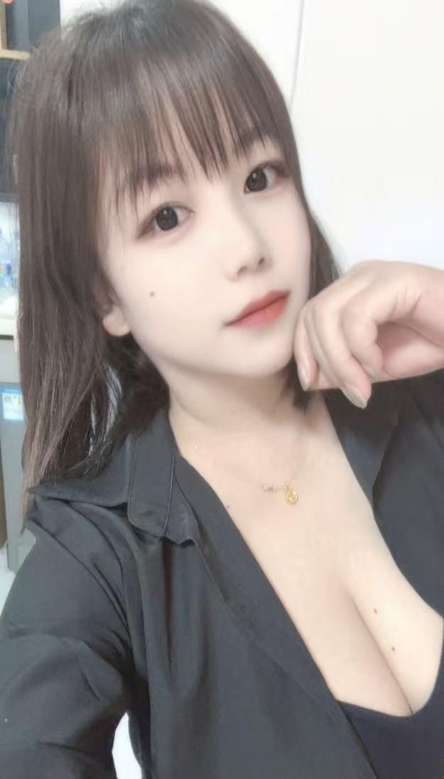 大胸辣妹子 2