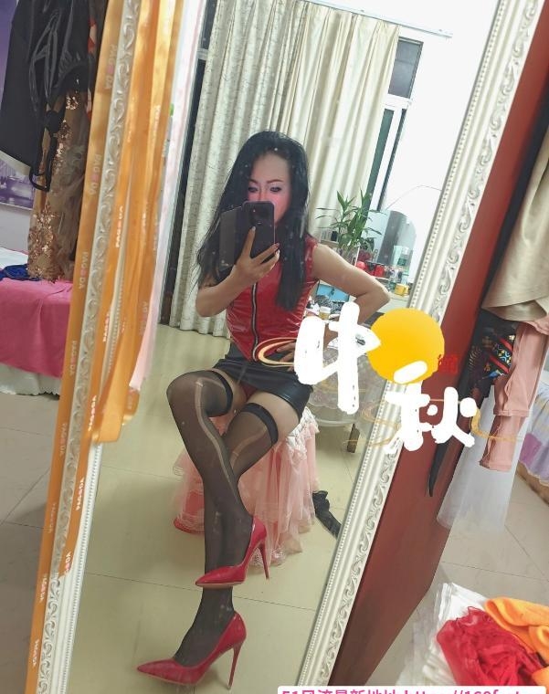 可角色扮演SM骚货 3