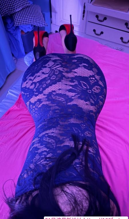 佳佳服務美女 3