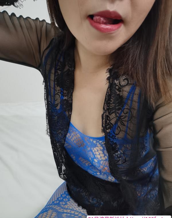 骚妇人妻 3