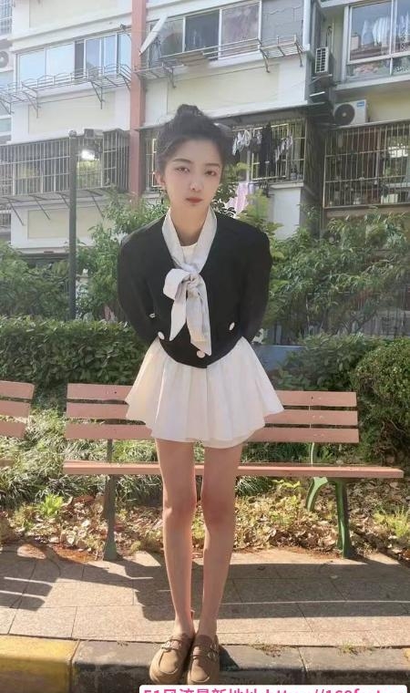 刚下海小姐姐 3