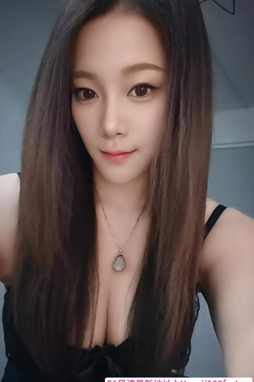 龙华巨乳性感女友 3