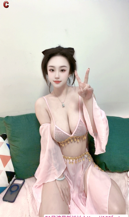 性感大胸暮雪 3