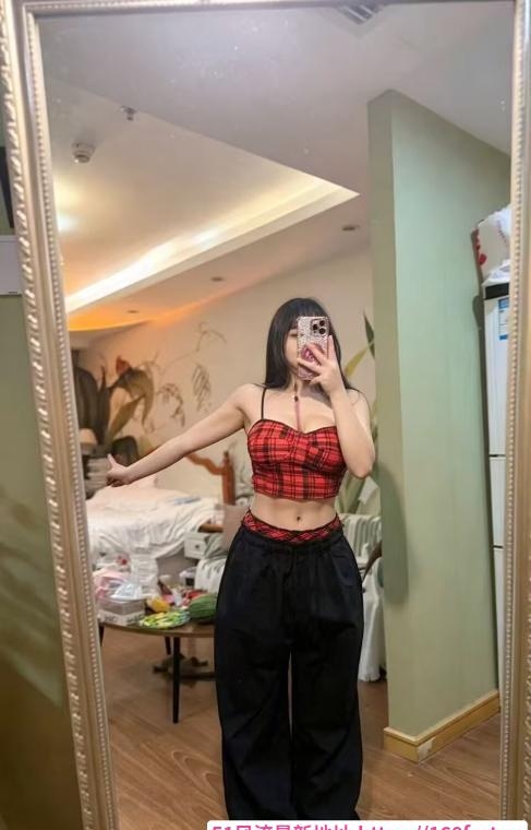 河西川妹子大奶萌 3