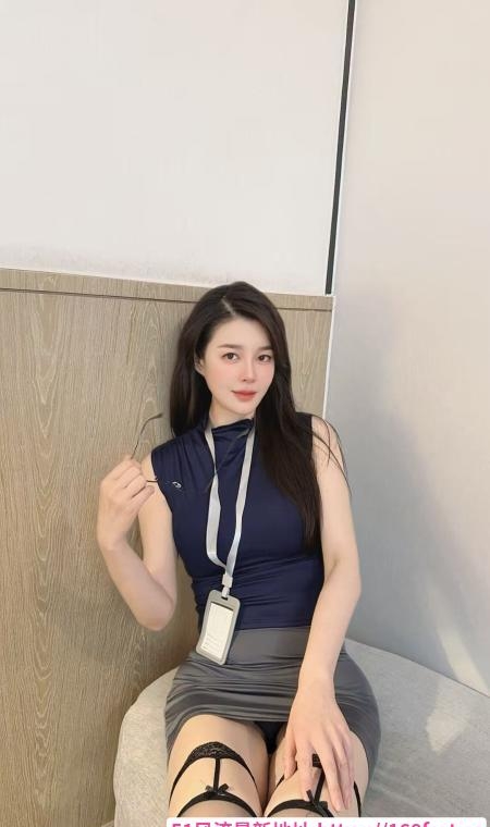 大长腿翘臀小女人 3