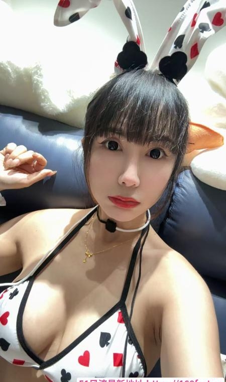 南山童颜巨乳美少妇 3