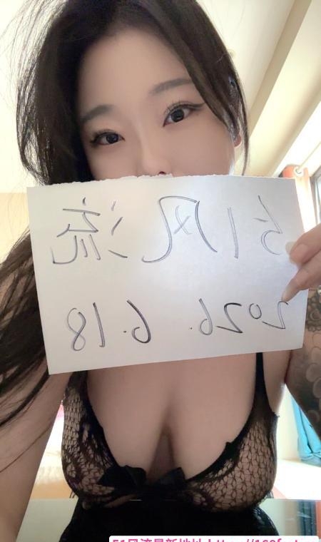 喷水年轻微胖妹妹 3