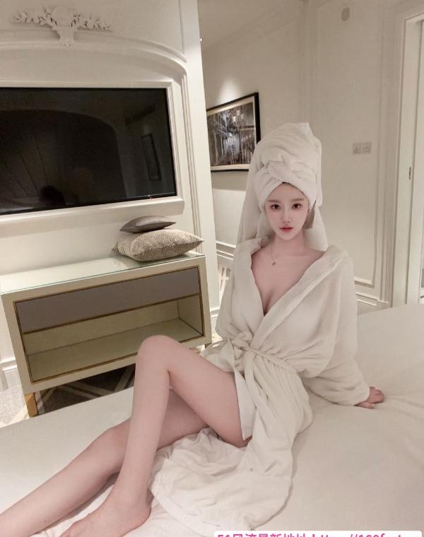 肤白貌美气质女友悠悠 3