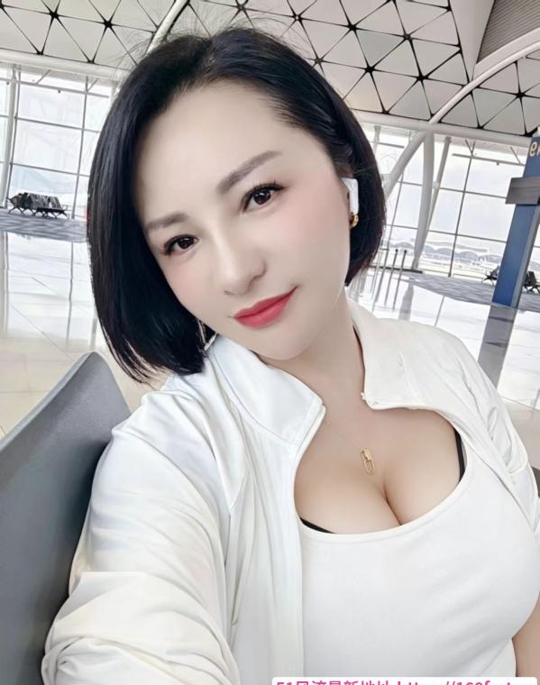 罗湖巨乳辣姐姐 3