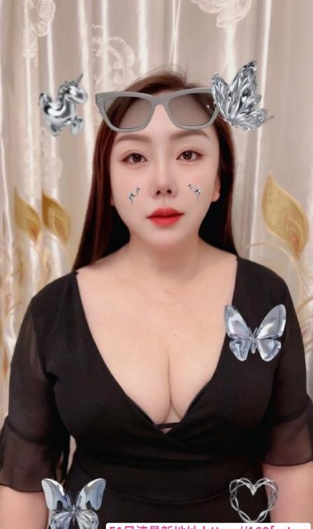 萧山巨臀泄火骚妇 3