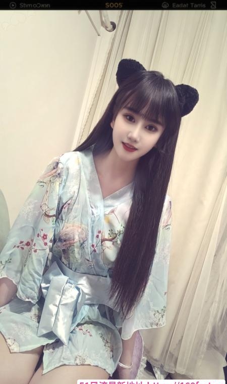 白云大奶风骚情趣诱惑 3