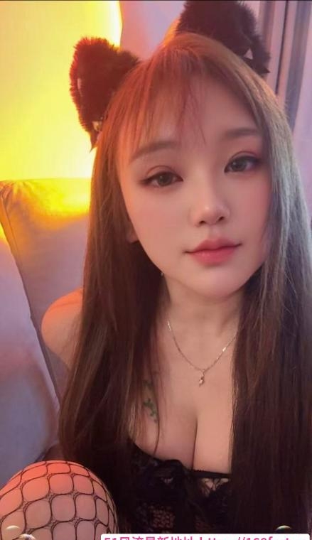 沙井美臀小甜甜 3
