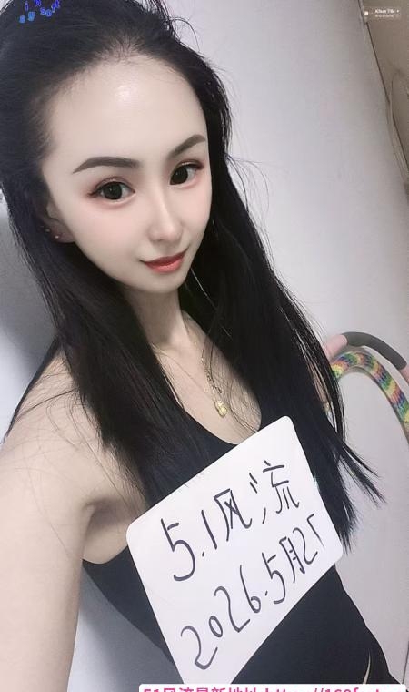 翘臀柳腰的小姐姐 4