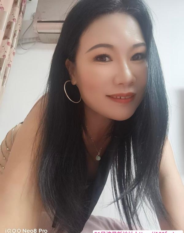 虹口区四平路丝袜熟女 4
