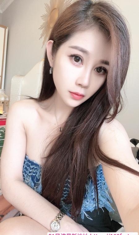 大奶风骚小姐姐 4