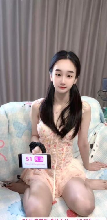 上城制服长腿嫩妹 4