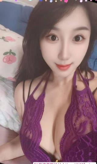 身材高挑丰满大胸老师