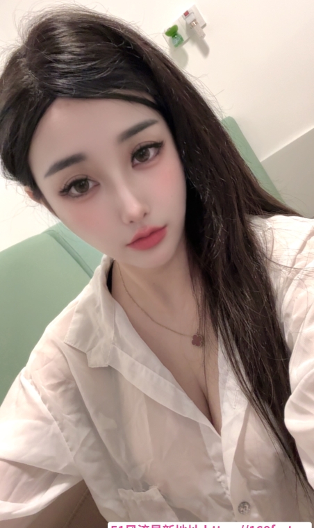 大胸颜值小姐姐 1
