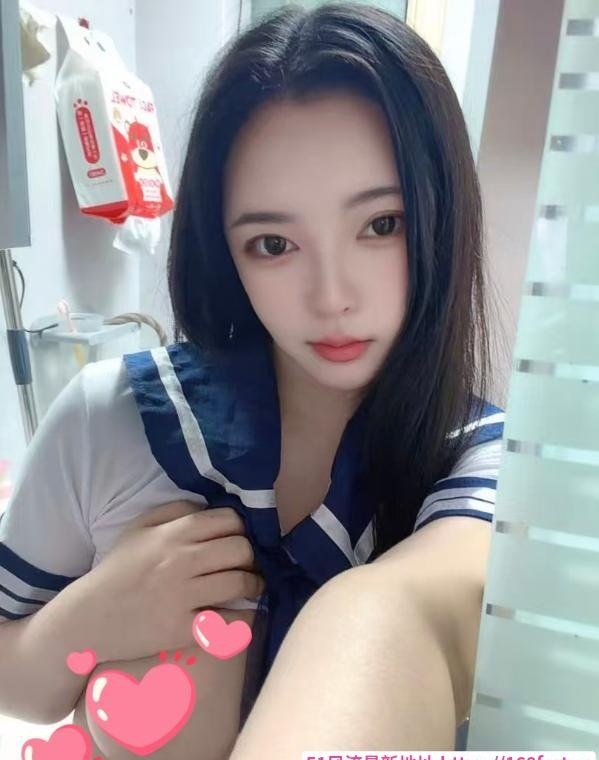 制服诱惑大胸 1