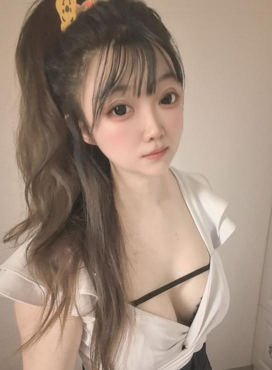 临平制服大胸诱惑 1