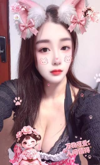 甜美巨乳御姐