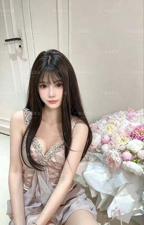 越秀白皙长腿林夕 1