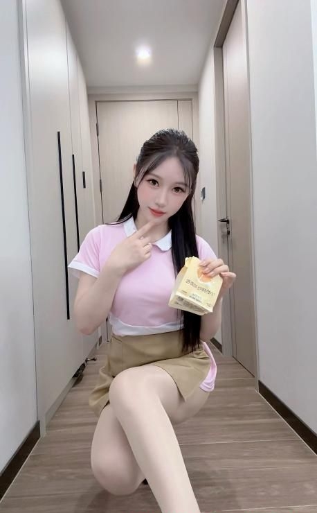 上城美乳御姐小依琳 1