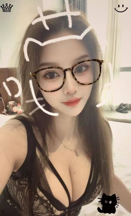 大奶服务系熟女 1