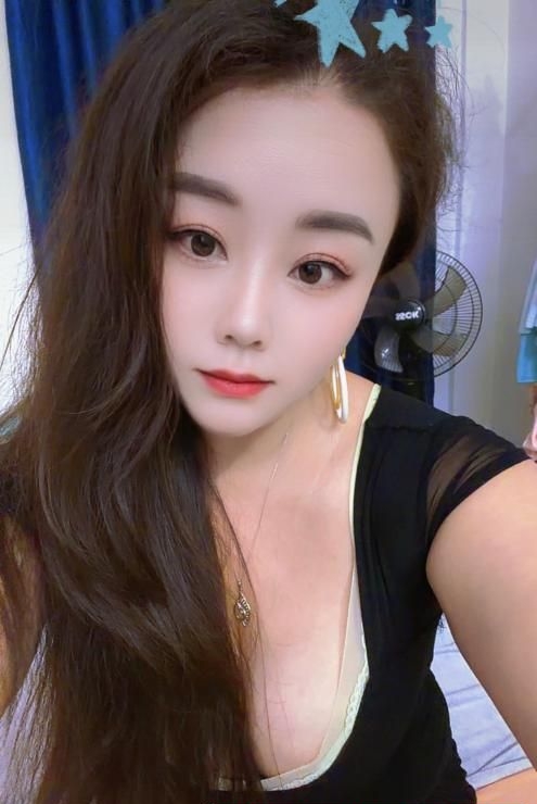 服务美妇依依 1