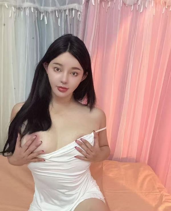 性感大奶翘臀妹子 2