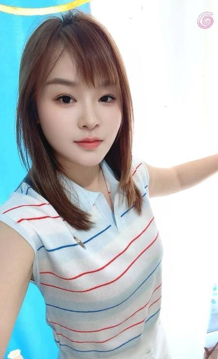 洪山性感豹纹大奶妹子 2