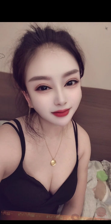 少妇嘉嘉刚下海 2