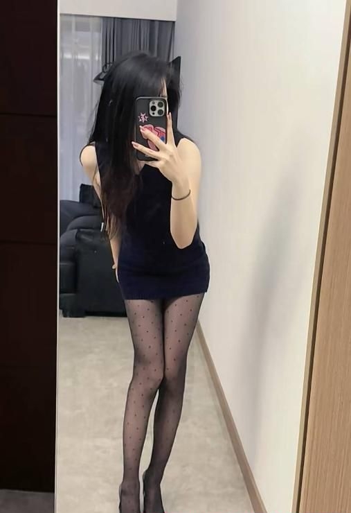 中大项细腰长腿御姐 2