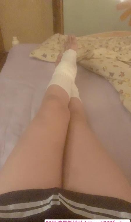 服务系杨菲 3