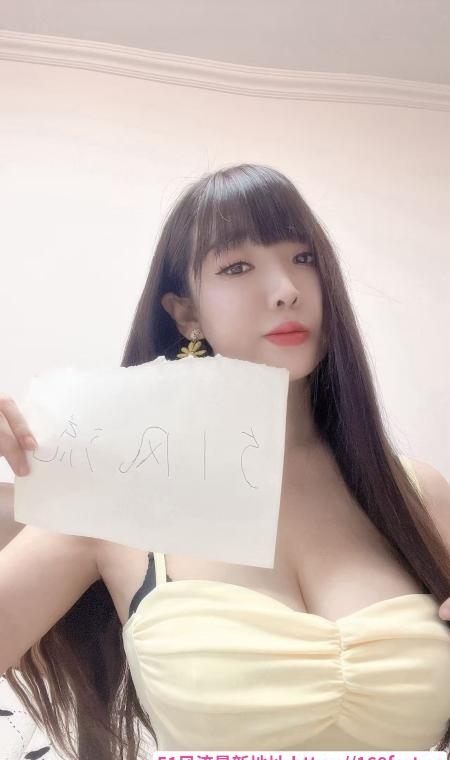 大胸甜妹纸 3
