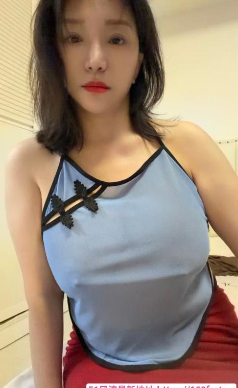 上城大胸骚货小画 3