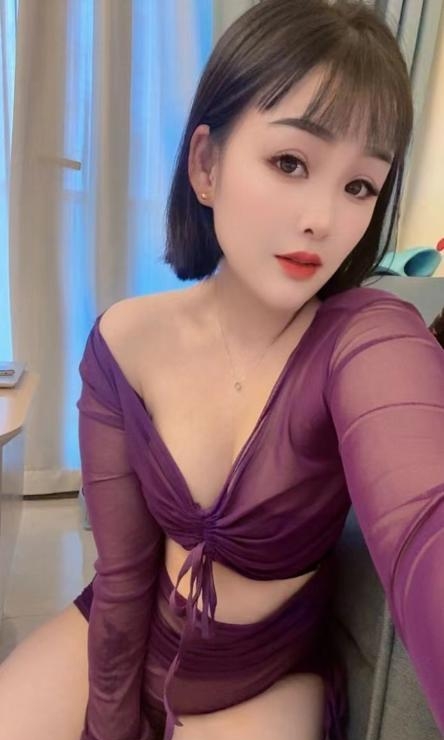 二刷服务系蜜桃臀梨子 3